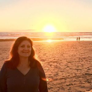 Meet your Posher, Carolyn